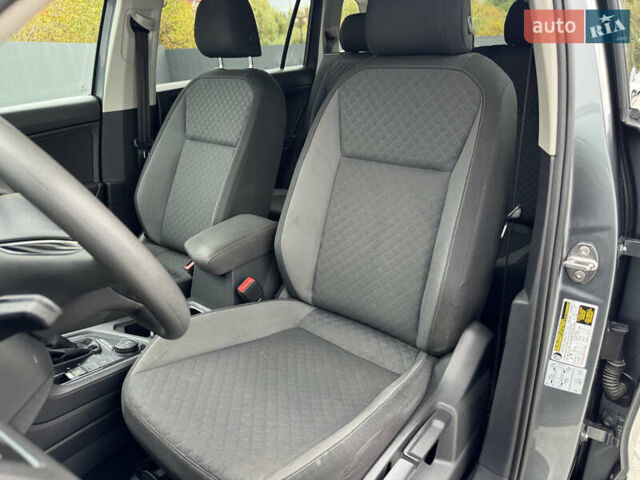 Фольксваген Tiguan Allspace 2018 в Мукачеве на Automoto.ua Серый Фольксваген Tiguan Allspace, объемом двигателя 1.98 л и пробегом 149 тыс. км за 15700 $, фото 7 на Automoto.ua
