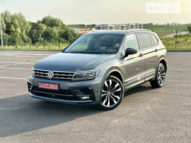 Серый Фольксваген Tiguan Allspace, объемом двигателя 2 л и пробегом 91 тыс. км за 36999 $, фото 103 на Automoto.ua