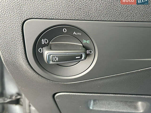 Серый Фольксваген Tiguan Allspace, объемом двигателя 2 л и пробегом 155 тыс. км за 28450 $, фото 9 на Automoto.ua