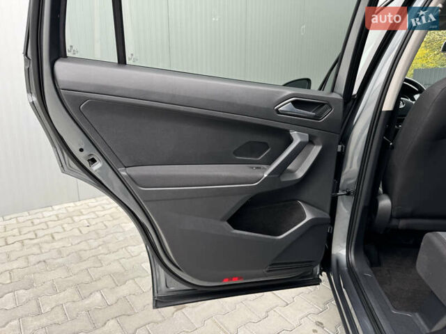 Фольксваген Tiguan Allspace 2018 в Мукачеве на Automoto.ua Серый Фольксваген Tiguan Allspace, объемом двигателя 1.98 л и пробегом 149 тыс. км за 15700 $, фото 34 на Automoto.ua