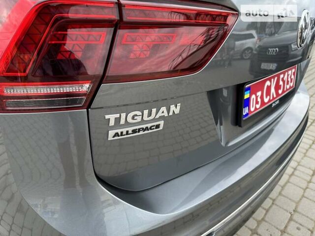 Серый Фольксваген Tiguan Allspace, объемом двигателя 0 л и пробегом 144 тыс. км за 36500 $, фото 5 на Automoto.ua