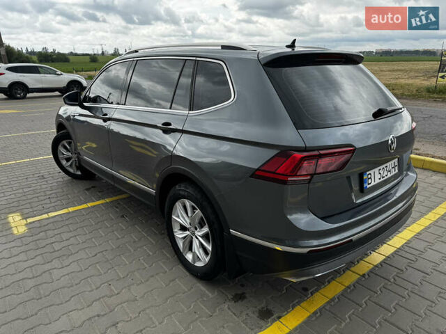 Серый Фольксваген Tiguan Allspace, объемом двигателя 2 л и пробегом 152 тыс. км за 25990 $, фото 11 на Automoto.ua