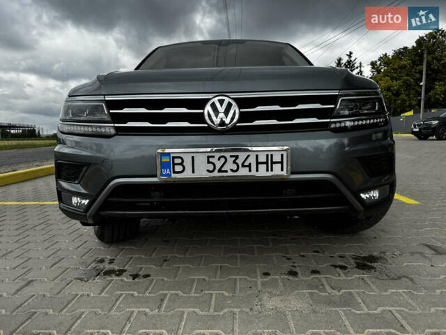 Серый Фольксваген Tiguan Allspace, объемом двигателя 2 л и пробегом 152 тыс. км за 25990 $, фото 1 на Automoto.ua
