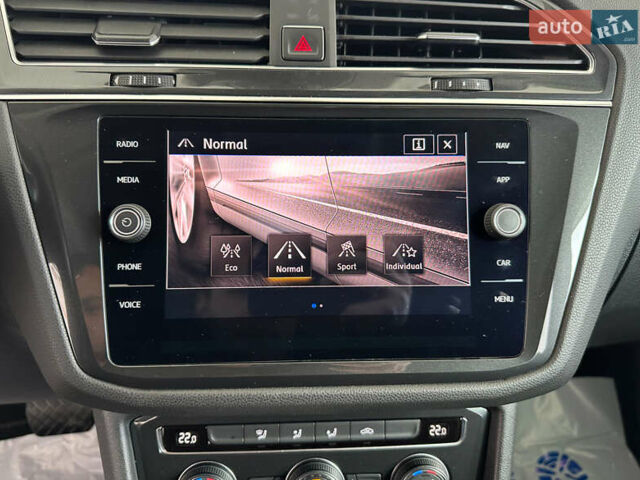 Серый Фольксваген Tiguan Allspace, объемом двигателя 2 л и пробегом 155 тыс. км за 28450 $, фото 34 на Automoto.ua