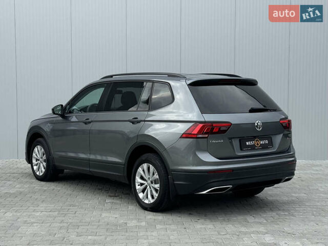 Фольксваген Tiguan Allspace 2018 в Мукачеве на Automoto.ua Серый Фольксваген Tiguan Allspace, объемом двигателя 1.98 л и пробегом 149 тыс. км за 15700 $, фото 3 на Automoto.ua
