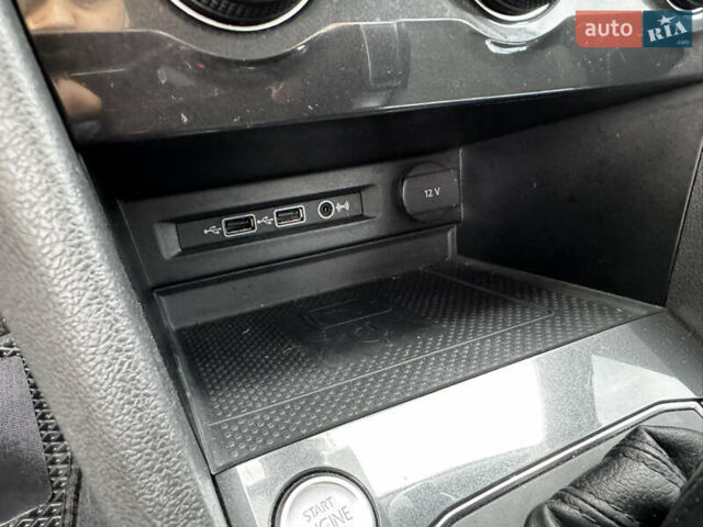 Серый Фольксваген Tiguan Allspace, объемом двигателя 2 л и пробегом 152 тыс. км за 25990 $, фото 32 на Automoto.ua