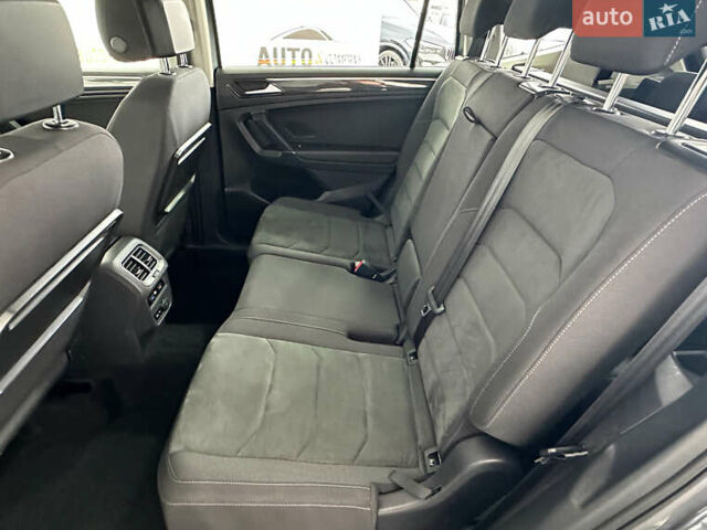 Фольксваген Tiguan Allspace 2018 в Львове на Automoto.ua Серый Фольксваген Tiguan Allspace, объемом двигателя 2 л и пробегом 155 тыс. км за 28450 $, фото 25 на Automoto.ua