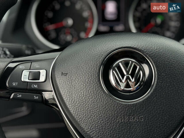 Фольксваген Tiguan Allspace 2018 в Мукачеве на Automoto.ua Серый Фольксваген Tiguan Allspace, объемом двигателя 1.98 л и пробегом 149 тыс. км за 15700 $, фото 26 на Automoto.ua