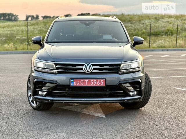 Серый Фольксваген Tiguan Allspace, объемом двигателя 2 л и пробегом 91 тыс. км за 36999 $, фото 5 на Automoto.ua