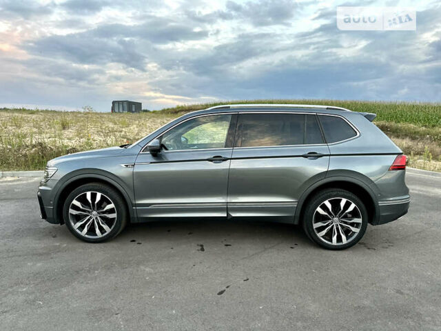 Серый Фольксваген Tiguan Allspace, объемом двигателя 2 л и пробегом 91 тыс. км за 36850 $, фото 3 на Automoto.ua