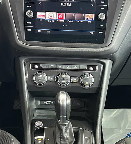 Серый Фольксваген Tiguan Allspace, объемом двигателя 2 л и пробегом 155 тыс. км за 28450 $, фото 19 на Automoto.ua