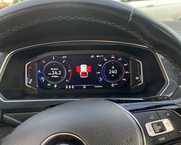 Серый Фольксваген Tiguan Allspace, объемом двигателя 2 л и пробегом 155 тыс. км за 30700 $, фото 17 на Automoto.ua