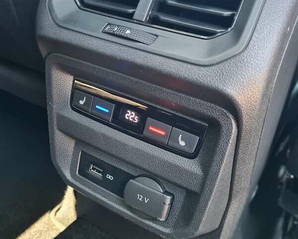 Сірий Фольксваген Tiguan Allspace, об'ємом двигуна 0 л та пробігом 177 тис. км за 30747 $, фото 81 на Automoto.ua