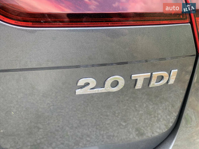 Сірий Фольксваген Tiguan Allspace, об'ємом двигуна 2 л та пробігом 215 тис. км за 27100 $, фото 6 на Automoto.ua