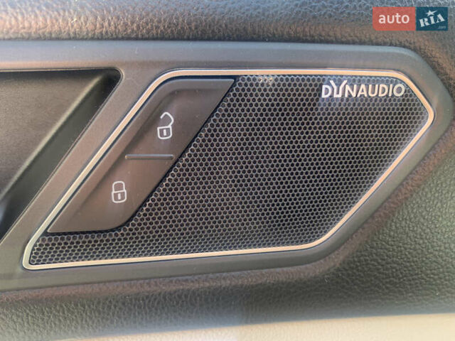 Сірий Фольксваген Tiguan Allspace, об'ємом двигуна 2 л та пробігом 215 тис. км за 27100 $, фото 15 на Automoto.ua