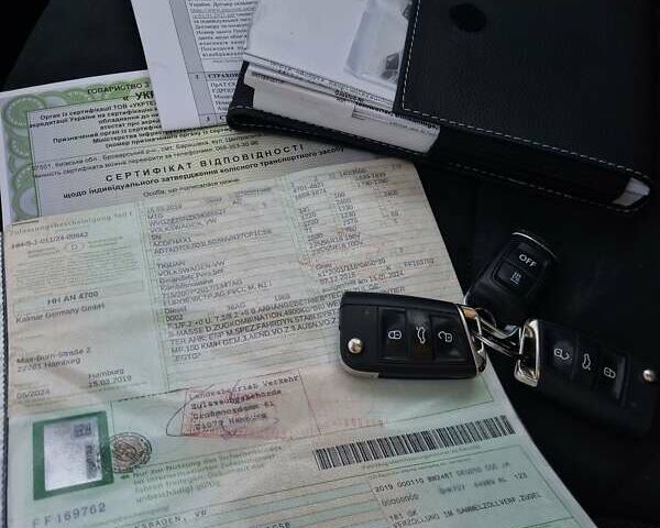 Сірий Фольксваген Tiguan Allspace, об'ємом двигуна 0 л та пробігом 177 тис. км за 30747 $, фото 50 на Automoto.ua