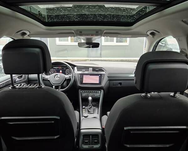 Серый Фольксваген Tiguan Allspace, объемом двигателя 2 л и пробегом 184 тыс. км за 29499 $, фото 25 на Automoto.ua