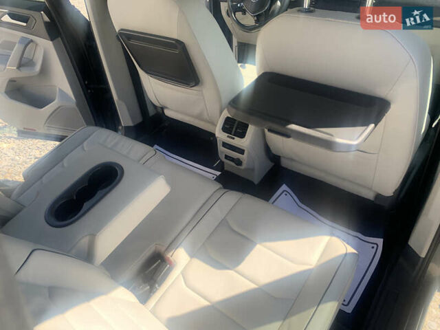 Сірий Фольксваген Tiguan Allspace, об'ємом двигуна 2 л та пробігом 215 тис. км за 27100 $, фото 21 на Automoto.ua