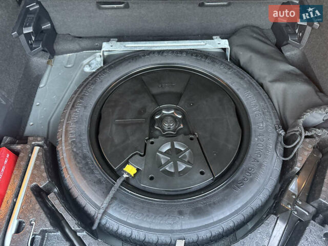 Сірий Фольксваген Tiguan Allspace, об'ємом двигуна 2 л та пробігом 234 тис. км за 26700 $, фото 74 на Automoto.ua