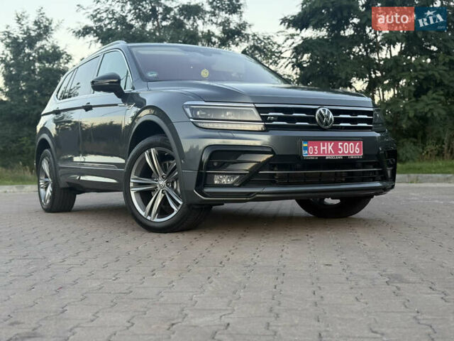 Сірий Фольксваген Tiguan Allspace, об'ємом двигуна 2 л та пробігом 234 тис. км за 26700 $, фото 2 на Automoto.ua