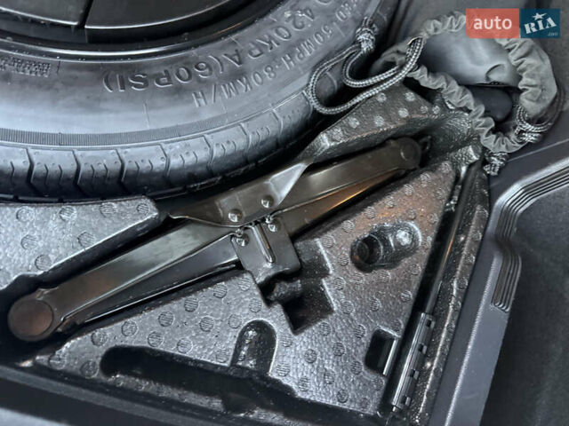 Сірий Фольксваген Tiguan Allspace, об'ємом двигуна 2 л та пробігом 234 тис. км за 26700 $, фото 76 на Automoto.ua