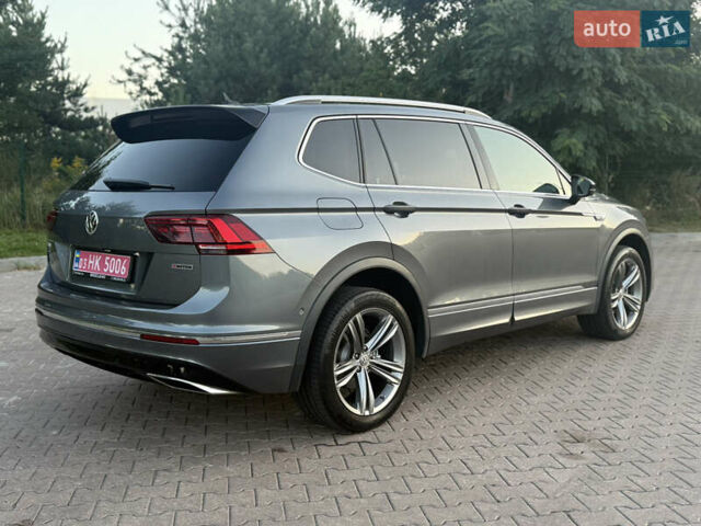 Сірий Фольксваген Tiguan Allspace, об'ємом двигуна 2 л та пробігом 234 тис. км за 26700 $, фото 14 на Automoto.ua