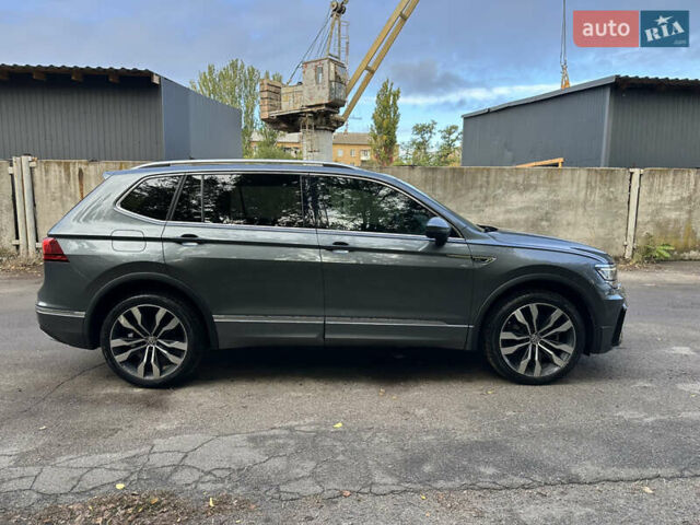 Фольксваген Tiguan Allspace 2020 в Кривом Роге на Automoto.ua Серый Фольксваген Tiguan Allspace, объемом двигателя 2 л и пробегом 86 тыс. км за 26500 $, фото 9 на Automoto.ua