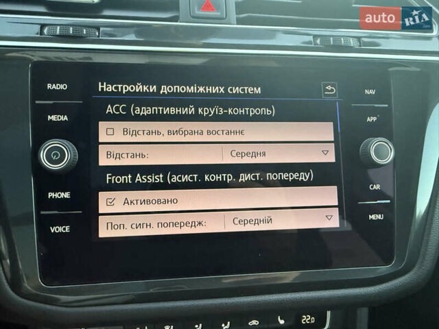 Сірий Фольксваген Tiguan Allspace, об'ємом двигуна 2 л та пробігом 234 тис. км за 26700 $, фото 86 на Automoto.ua