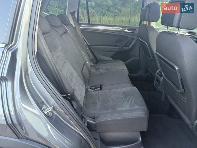 Сірий Фольксваген Tiguan Allspace, об'ємом двигуна 2 л та пробігом 234 тис. км за 26700 $, фото 46 на Automoto.ua