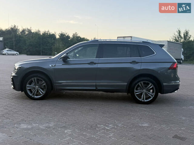 Сірий Фольксваген Tiguan Allspace, об'ємом двигуна 2 л та пробігом 234 тис. км за 26700 $, фото 9 на Automoto.ua