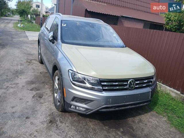 Серый Фольксваген Tiguan Allspace, объемом двигателя 2 л и пробегом 130 тыс. км за 12700 $, фото 2 на Automoto.ua