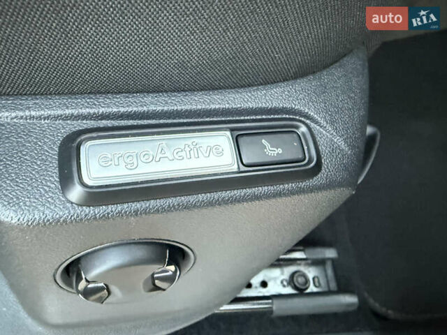 Сірий Фольксваген Tiguan Allspace, об'ємом двигуна 2 л та пробігом 234 тис. км за 26700 $, фото 35 на Automoto.ua