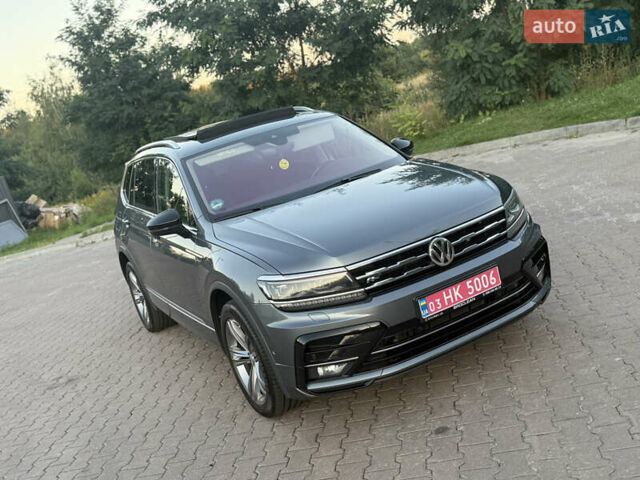 Сірий Фольксваген Tiguan Allspace, об'ємом двигуна 2 л та пробігом 234 тис. км за 26700 $, фото 19 на Automoto.ua