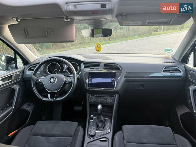 Сірий Фольксваген Tiguan Allspace, об'ємом двигуна 2 л та пробігом 234 тис. км за 26700 $, фото 49 на Automoto.ua