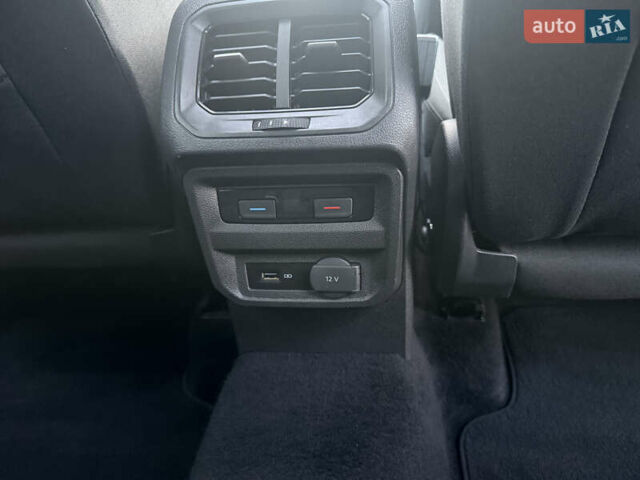 Сірий Фольксваген Tiguan Allspace, об'ємом двигуна 2 л та пробігом 234 тис. км за 26700 $, фото 48 на Automoto.ua