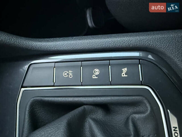 Сірий Фольксваген Tiguan Allspace, об'ємом двигуна 2 л та пробігом 234 тис. км за 26700 $, фото 79 на Automoto.ua