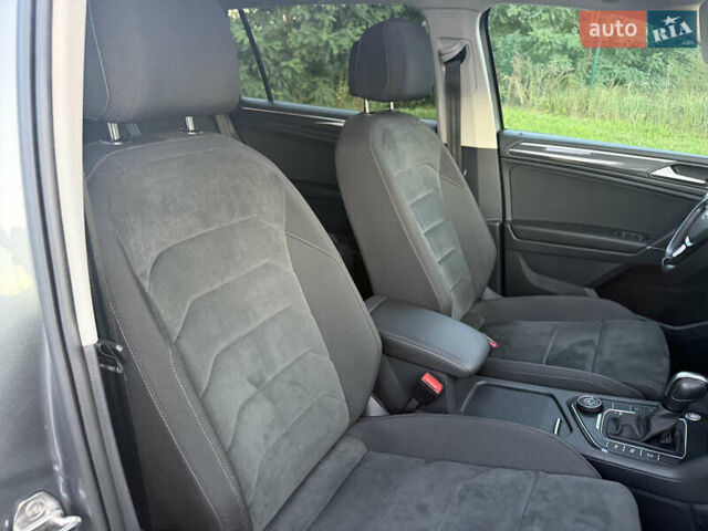 Сірий Фольксваген Tiguan Allspace, об'ємом двигуна 2 л та пробігом 234 тис. км за 26700 $, фото 32 на Automoto.ua