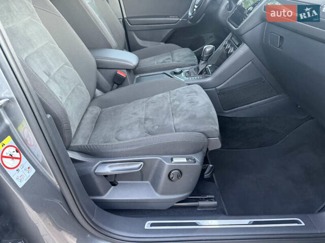 Сірий Фольксваген Tiguan Allspace, об'ємом двигуна 2 л та пробігом 234 тис. км за 26700 $, фото 33 на Automoto.ua