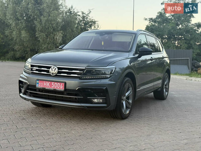 Сірий Фольксваген Tiguan Allspace, об'ємом двигуна 2 л та пробігом 234 тис. км за 26700 $, фото 7 на Automoto.ua