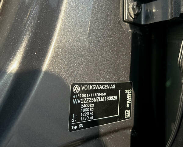 Серый Фольксваген Tiguan Allspace, объемом двигателя 2 л и пробегом 166 тыс. км за 34500 $, фото 53 на Automoto.ua