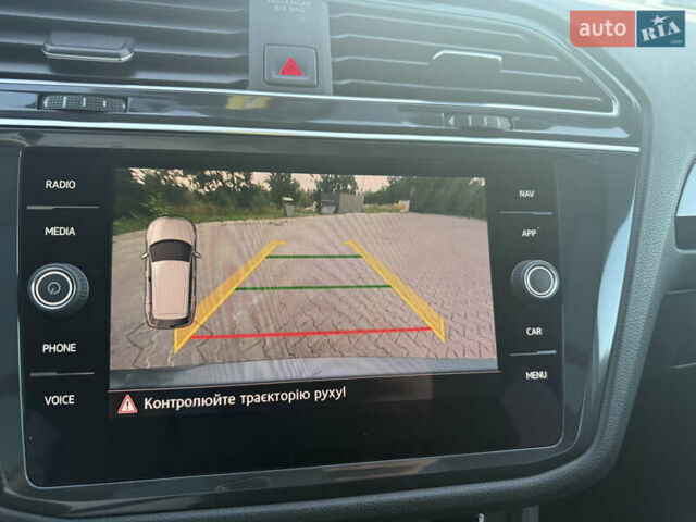 Сірий Фольксваген Tiguan Allspace, об'ємом двигуна 2 л та пробігом 234 тис. км за 26700 $, фото 94 на Automoto.ua