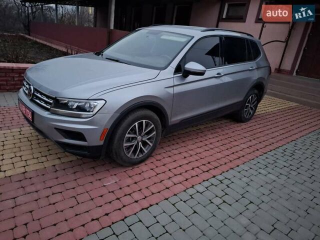 Серый Фольксваген Tiguan Allspace, объемом двигателя 2 л и пробегом 89 тыс. км за 19800 $, фото 8 на Automoto.ua