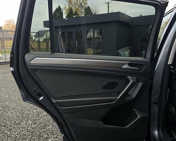 Фольксваген Tiguan Allspace 2021 в Луцке на Automoto.ua Серый Фольксваген Tiguan Allspace, объемом двигателя 0 л и пробегом 190 тыс. км за 33000 $, фото 74 на Automoto.ua