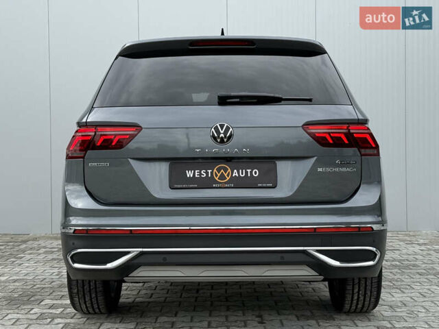 Серый Фольксваген Tiguan Allspace, объемом двигателя 1.97 л и пробегом 220 тыс. км за 32900 $, фото 4 на Automoto.ua