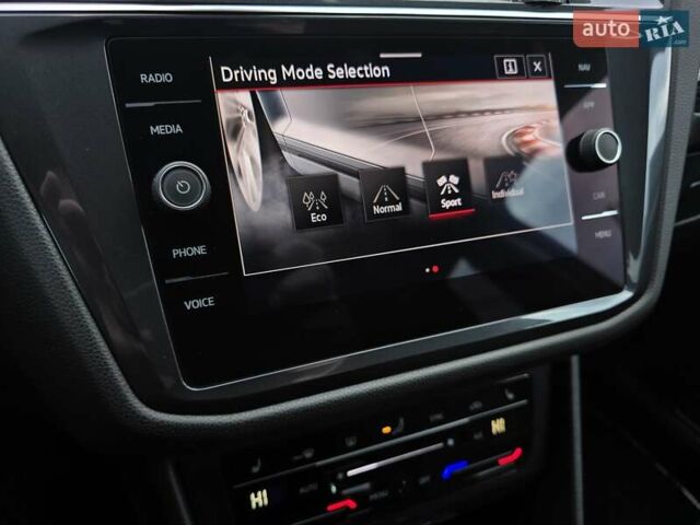 Фольксваген Tiguan Allspace 2021 в Луцке на Automoto.ua Серый Фольксваген Tiguan Allspace, объемом двигателя 0 л и пробегом 190 тыс. км за 33000 $, фото 52 на Automoto.ua