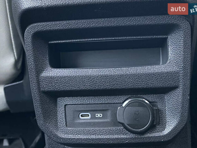 Серый Фольксваген Tiguan Allspace, объемом двигателя 2 л и пробегом 33 тыс. км за 23200 $, фото 15 на Automoto.ua