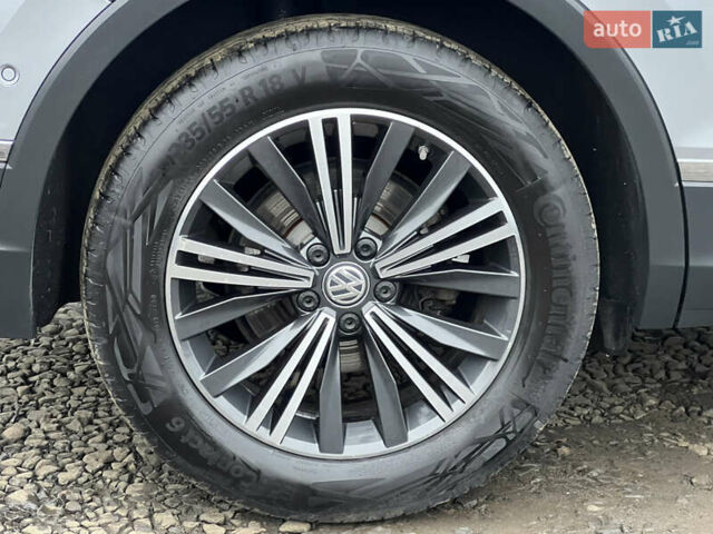 Сірий Фольксваген Tiguan Allspace, об'ємом двигуна 2 л та пробігом 204 тис. км за 29070 $, фото 23 на Automoto.ua