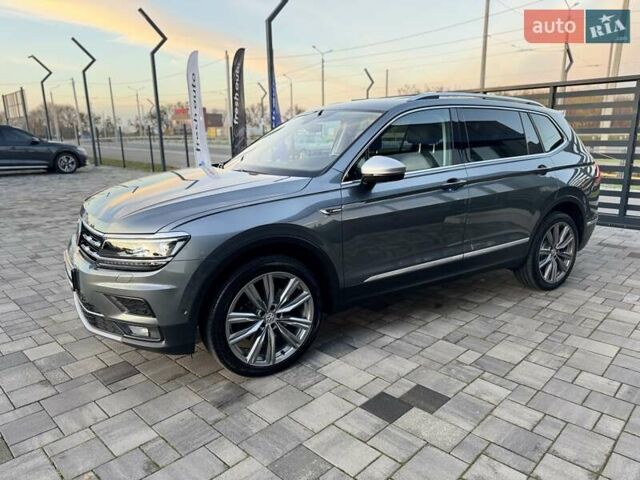 Серый Фольксваген Tiguan Allspace, объемом двигателя 2 л и пробегом 174 тыс. км за 33700 $, фото 8 на Automoto.ua