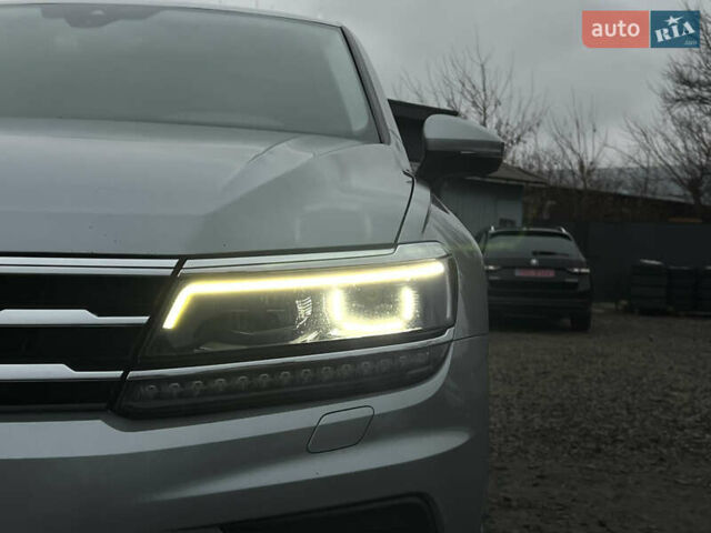 Сірий Фольксваген Tiguan Allspace, об'ємом двигуна 2 л та пробігом 204 тис. км за 29070 $, фото 13 на Automoto.ua