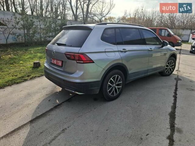 Серый Фольксваген Tiguan Allspace, объемом двигателя 2 л и пробегом 88 тыс. км за 23000 $, фото 1 на Automoto.ua